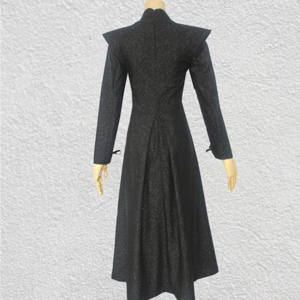 Game of Thrones season 7 Dayeneres Targaryen costume - Picture 5 of 8
